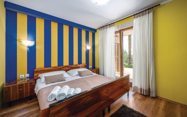 Awesome Home in Baderna With Wifi and 3 Bedrooms