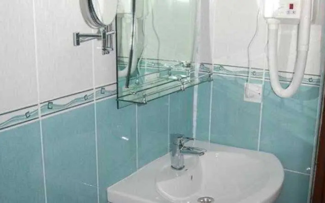 Xudaferin Hotel