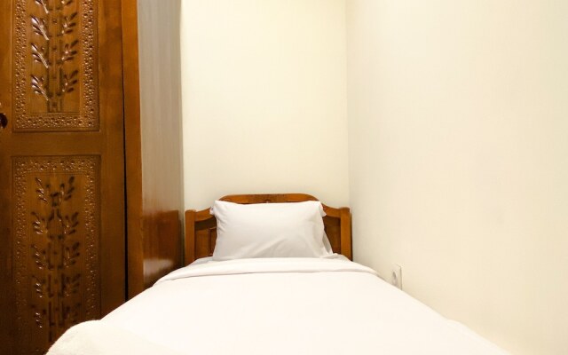 Modern Look 2Br At Meikarta Apartment