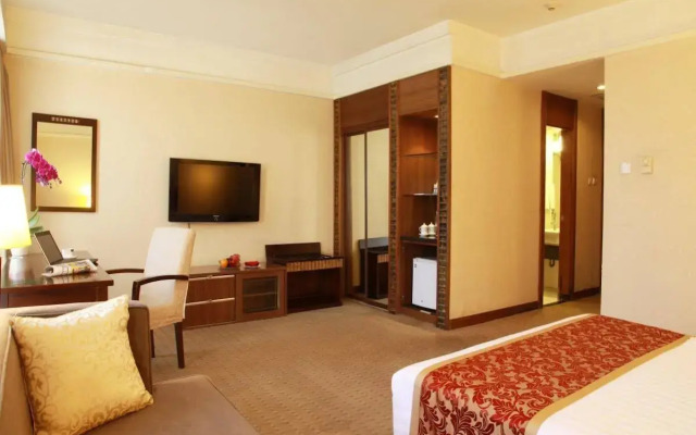Redwall Hotel