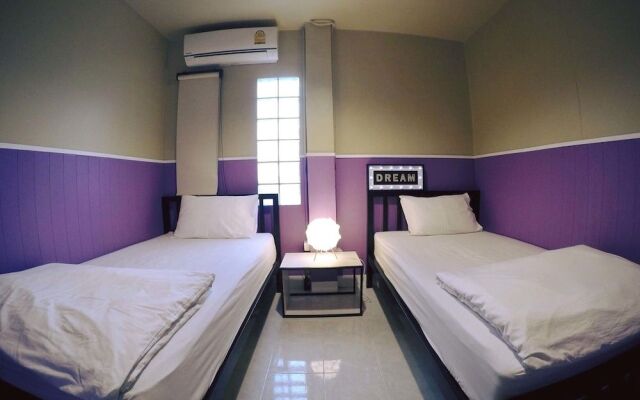 Why Not Hostel and Kitchen