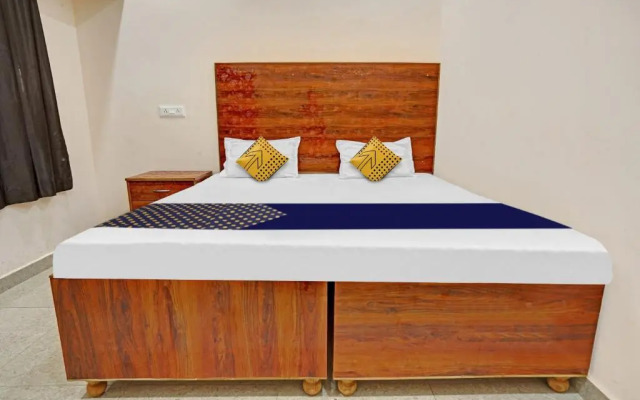 Spot On Hotel Evening Star Inn