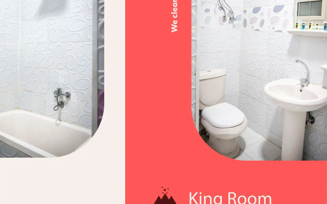 Pyramids stars view Inn