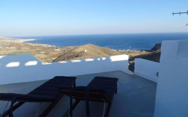Caldera sky & sea