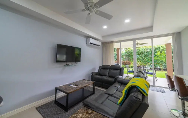 CR Luxury La Estancia Floresta 05 3 Bdrm