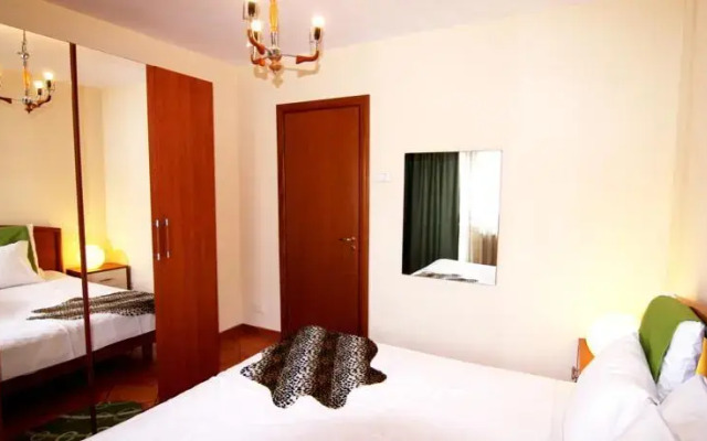 Everest One Bedroom Apartment