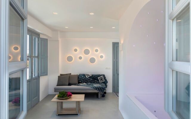 BlackStone Luxury Suites