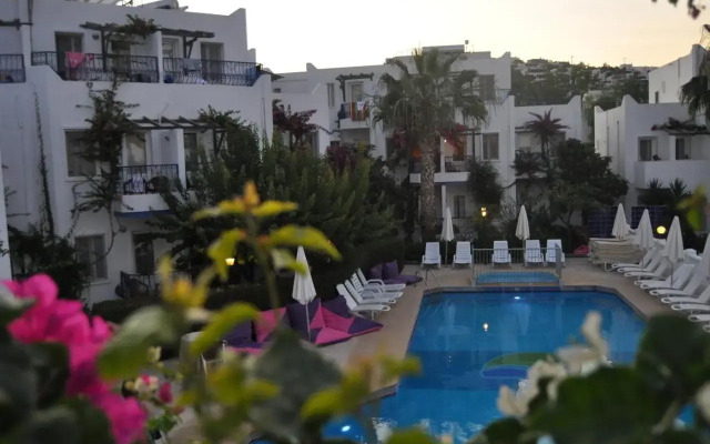 Serhan Hotel