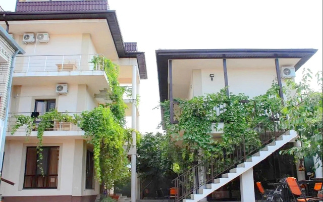 Vinograd Guest House