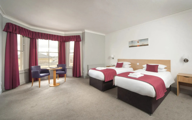 The Carlton Hotel