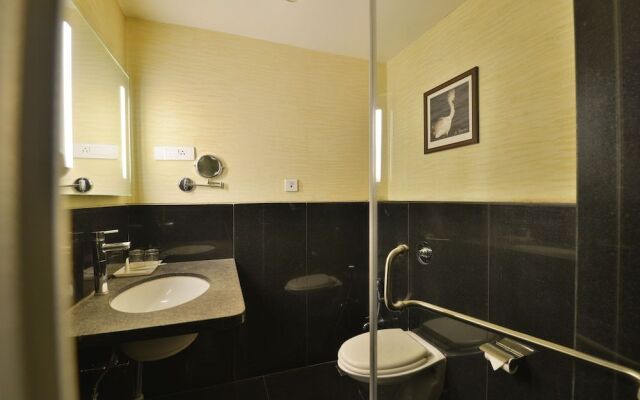 Hotel The Golden Oak Central by Citrus Prime