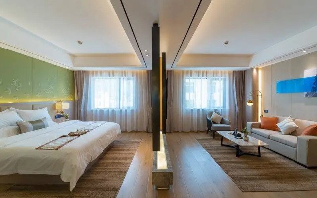 GreenTree Eastern Dali Railway Station Hotel