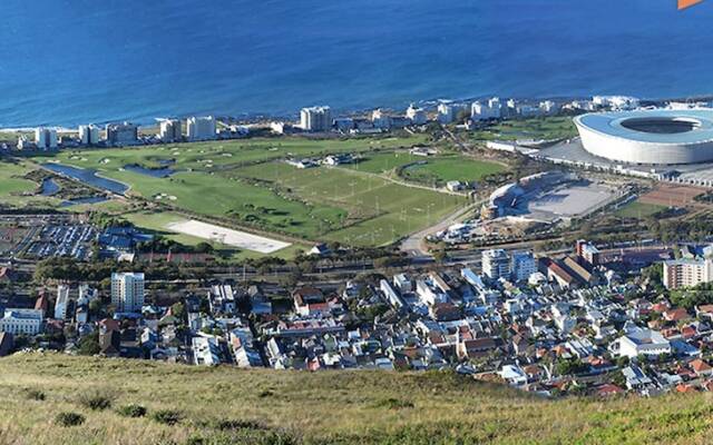 York Mews 14 by CTHA