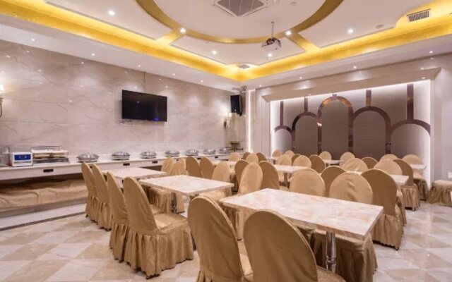 Vienna Hotel (Shenzhen Buji Metro Station)