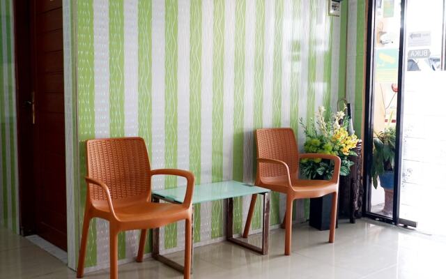 Sepinggan Asri Syariah Guesthouse by OYO Rooms