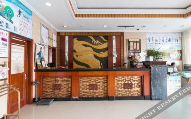 Yiwu Hiyat Hotel