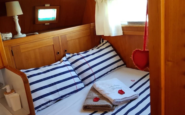 Audierne Yachting - Yacht Time Out