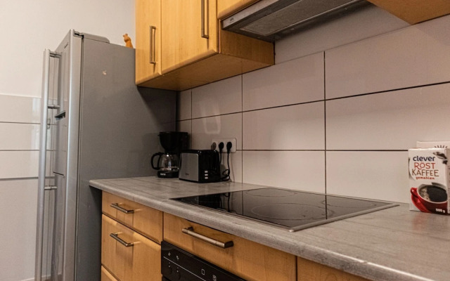 Relaxing 2BR shared Apt. U3 Enkplatz