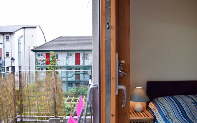 1 Bedroom Apartment On River Laffey