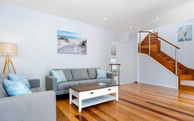 Sea Spray- Private Pool, Beach, Table Tennis