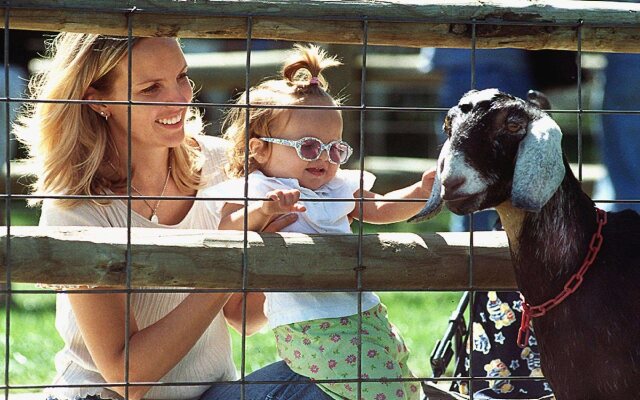 DoubleTree by Hilton Kansas City - Overland Park