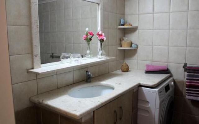 Flat 2 Bedrooms 1 Bathroom - Rhodes