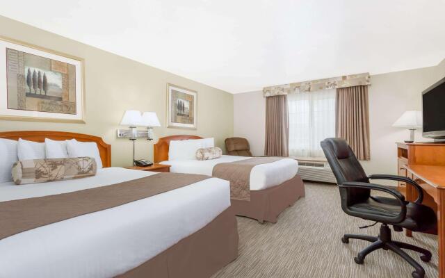 Ramada by Wyndham Ely