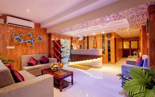 Hotel Serene Palace