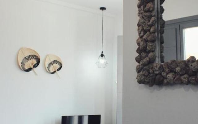 Aeron suites