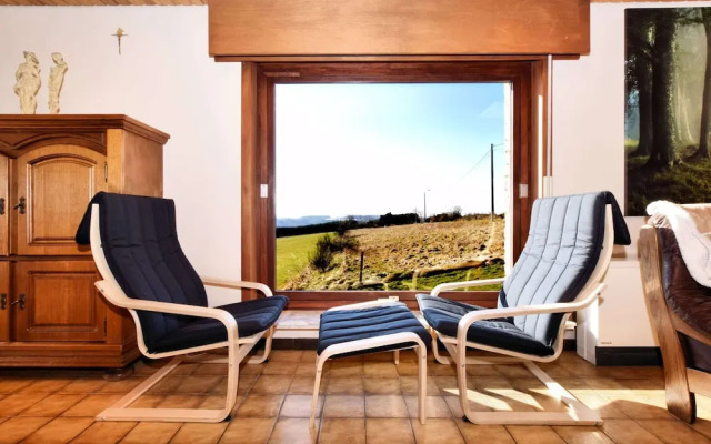 Holiday Home in Nadrin With Private Terrace