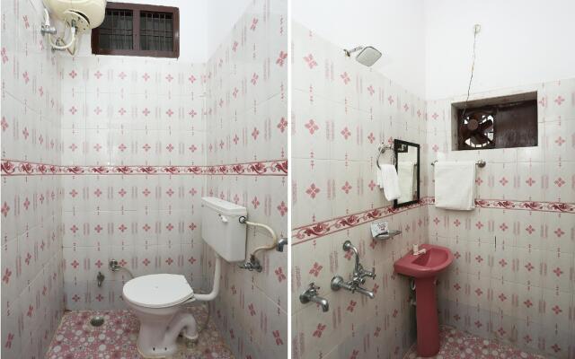 OYO 24529 Hotel Oasis