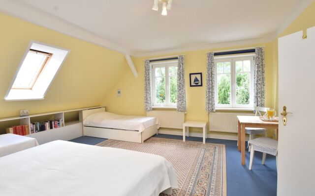 Child Friendly Apartment near Beach in Wittenbeck