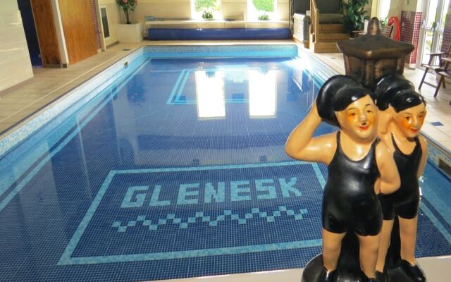 Glenesk Hotel