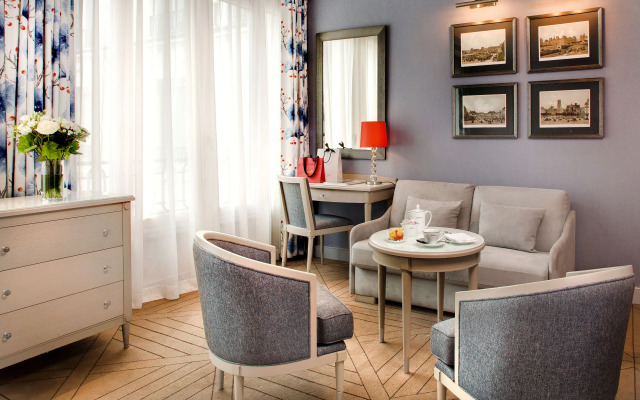 Hotel Rochester Champs Elysees