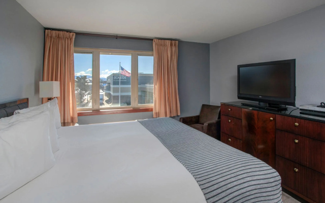 Inn At Seaside