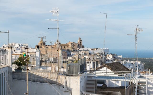 Duplex apartment with seaview terrace in Ostuni