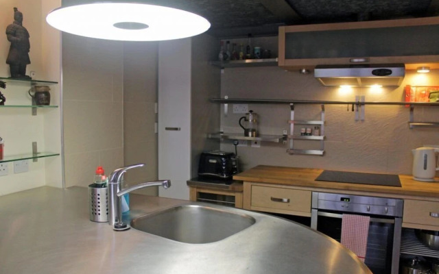 Royal Mile Mansions Apartment