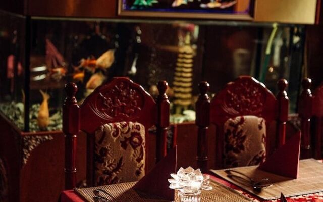 Hotel & Restaurant Peking