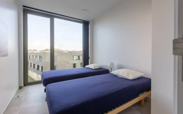 Newly Built Flat Near the City Centre