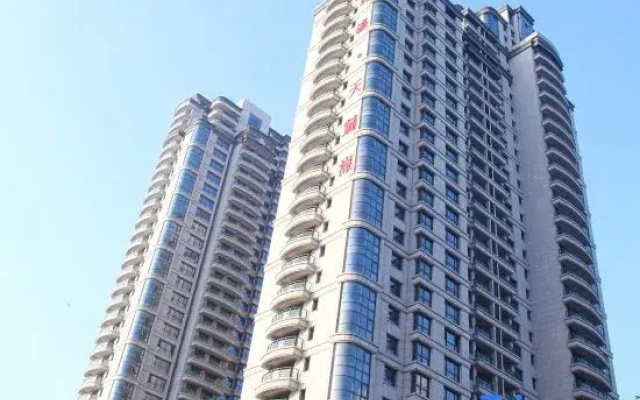Guanlu Tangquan Hotel