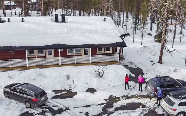 Ylläs lojhtu b
