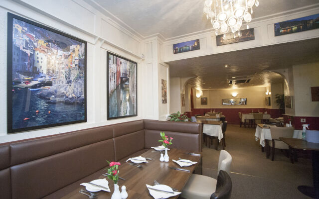 The White Swan Hotel