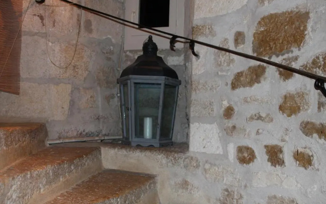 Logis Hotels  Auberge De La Tour   Hôtel Et Restaurant