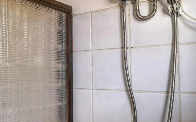 Spinning Cat Hostel - Adults Only