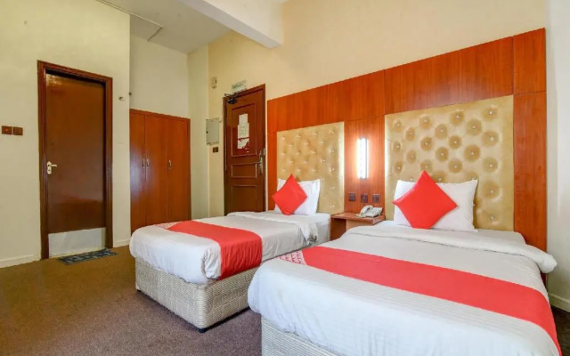 Parasol Hotel by OYO Rooms