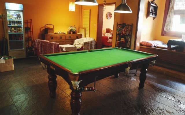 Heyuan International Youth Hostel