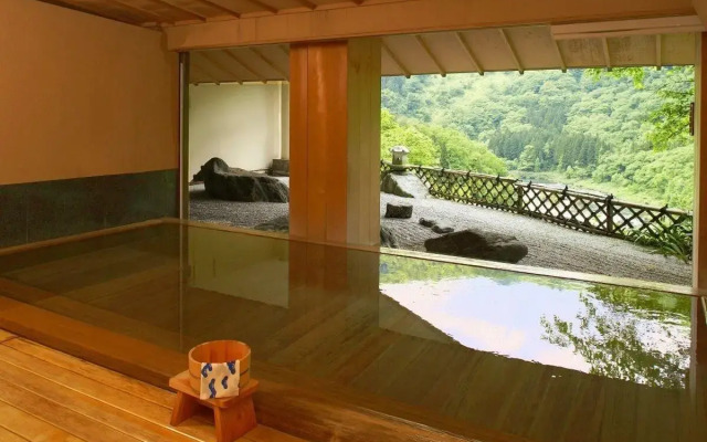 Aizu Ashinomaki Onsen Marumine Honkan