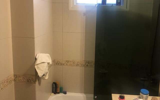 Suites & Studios 7