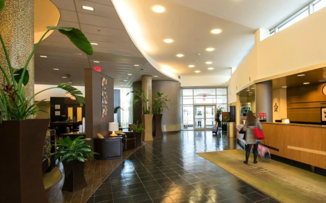 Hampton Inn & Suites Boston Crosstown Center