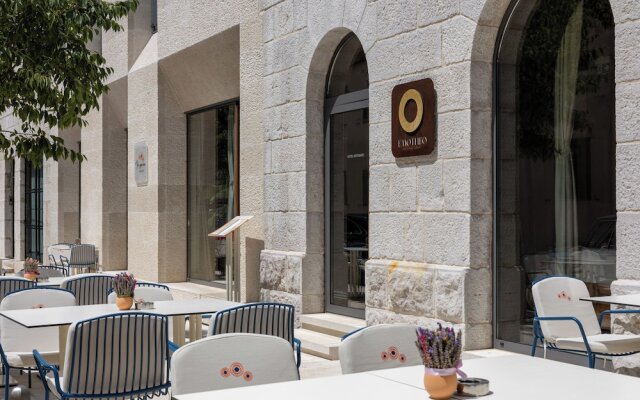 Emotheo Heritage Hotel